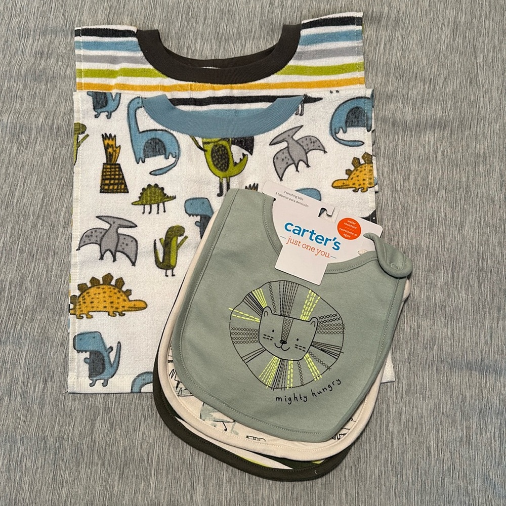 NWT baby bibs